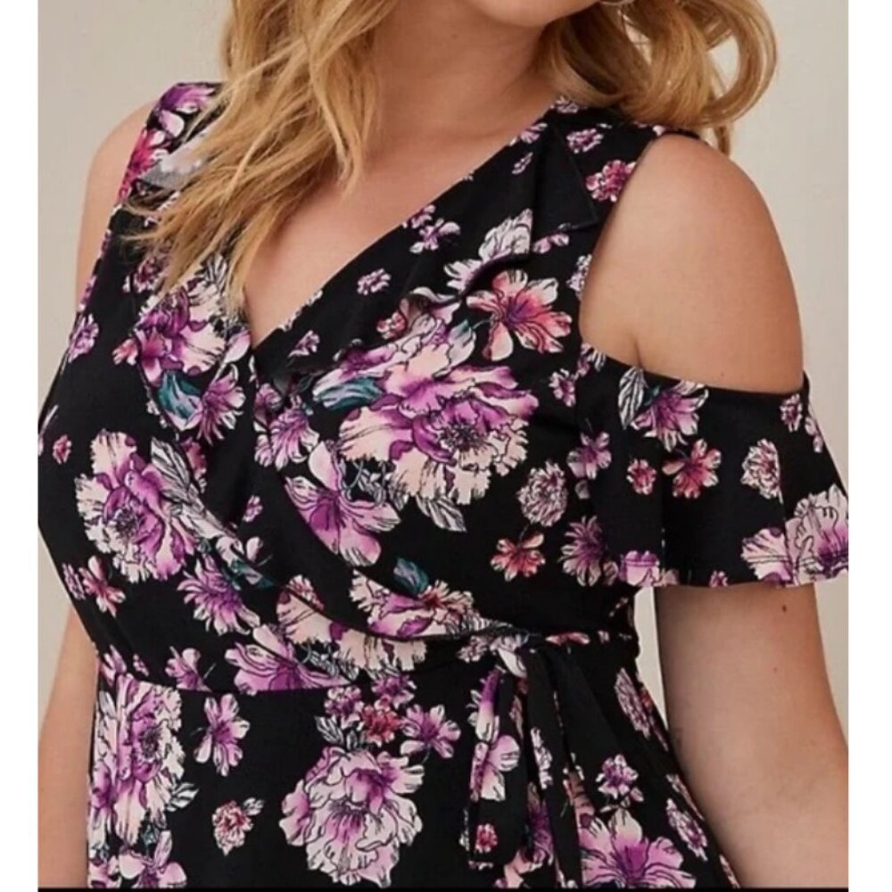 Torrid 2 Black Floral Mini Studio Knit Cold Shoulder Wrap Dress 2X 18 20 - Picture 4 of 12